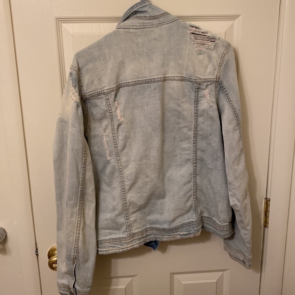 Jean jacket - Picture 3 of 3